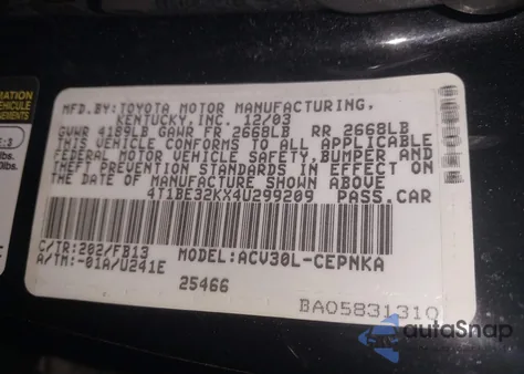 2004 Toyota Camry Le z USA, uszkodzony, nr VIN 4T1BE32KX4U299209